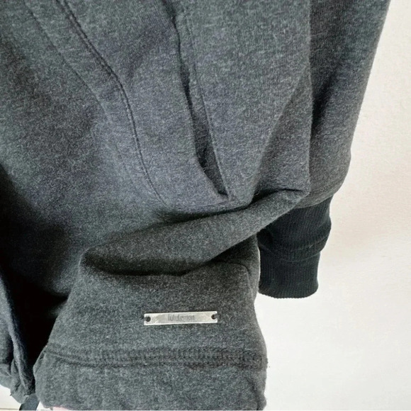 Lululemon Gratitude Wrap Elbow Patch Heathered Gray Jacket - Picture 8 of 12